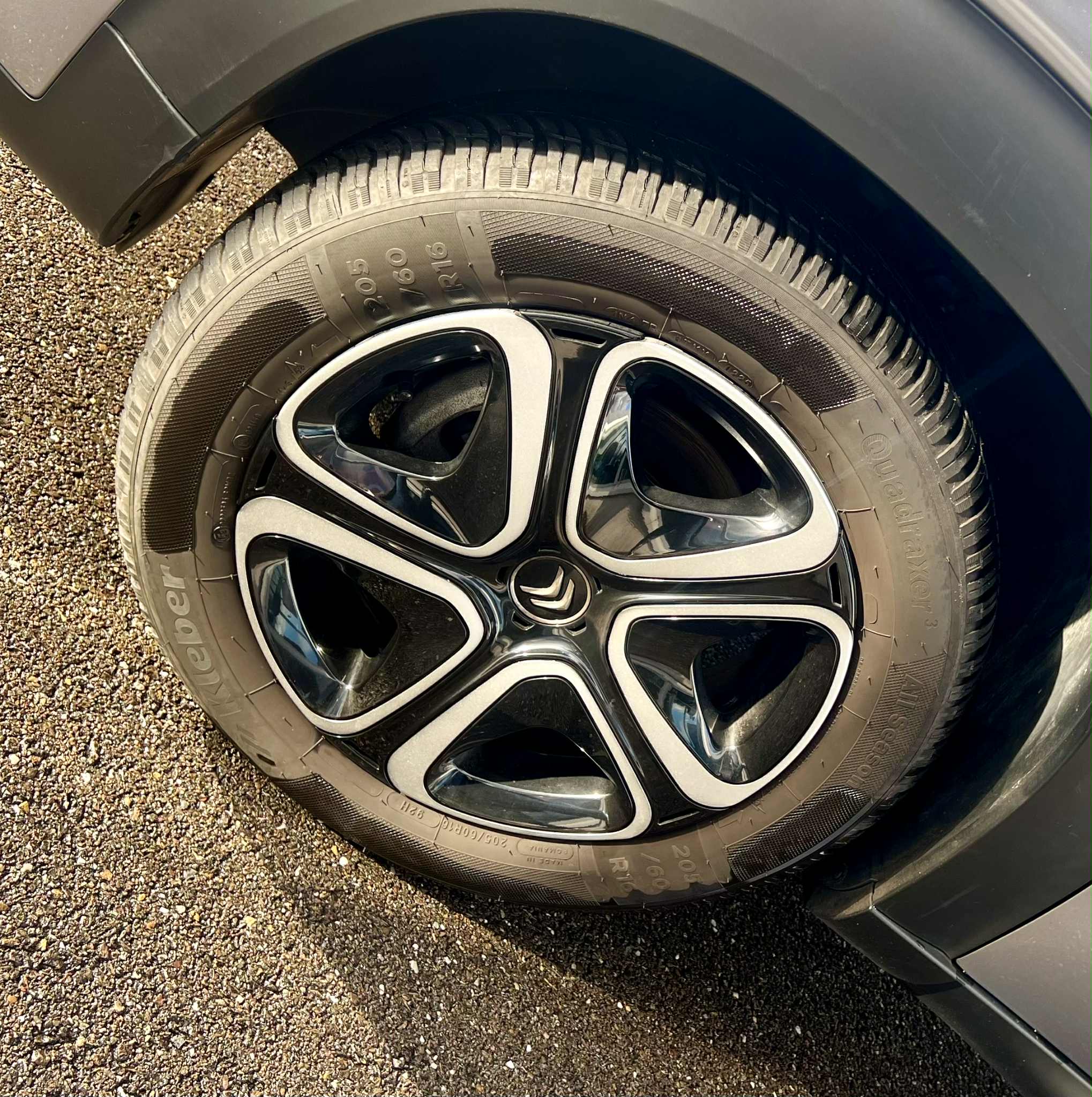 Garage Kern - 1.2 PURETECH 130 S&S FEEL PACK EAT6