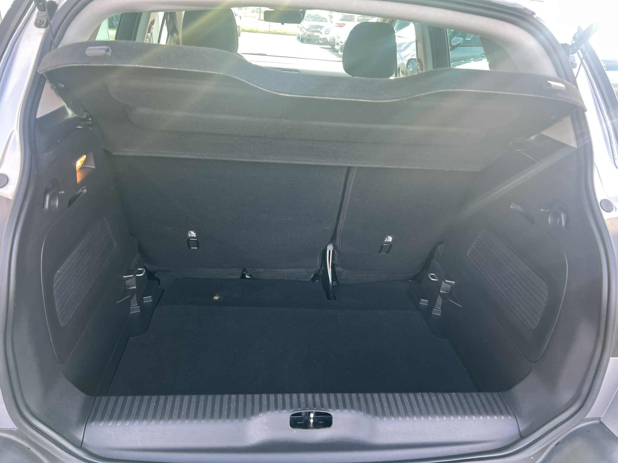 Garage Kern - 1.2 PURETECH 130 S&S FEEL PACK EAT6