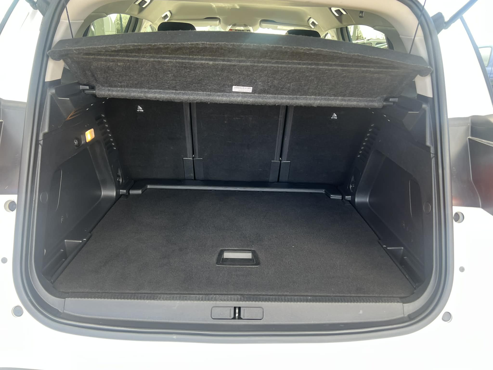 Garage Kern - C5 AIRCROSS 1.5 BLUEHDI 130 EAT8 BUSINESS +