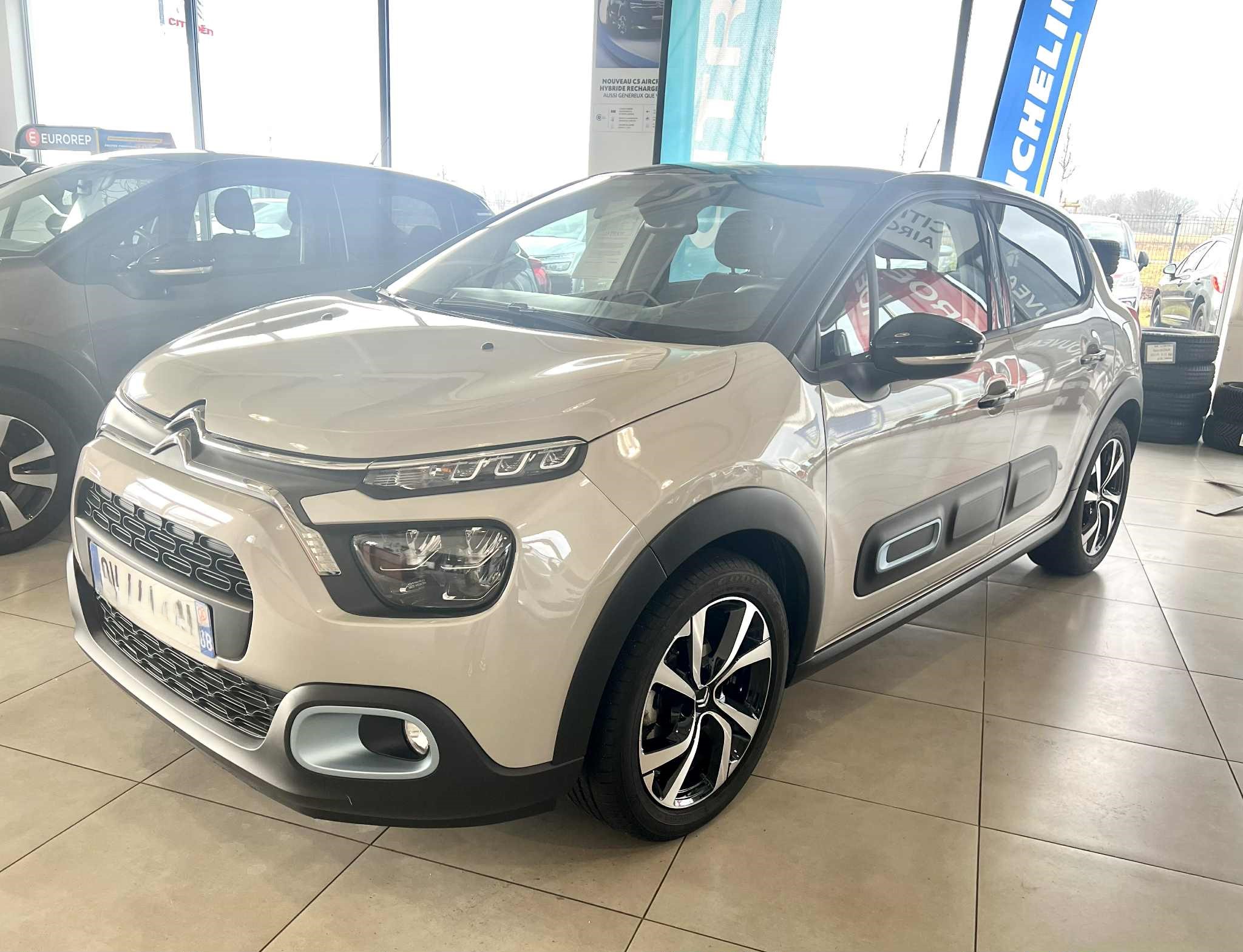 Garage Kern - CITROEN C3 PURETECH 110CV S&S EAT6 ELLE 