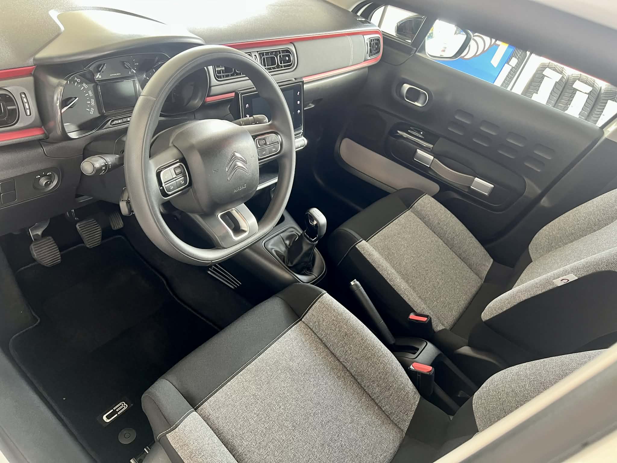 Garage Kern - CITROËN C3 PURETECH 83 S&S C-SERIES 