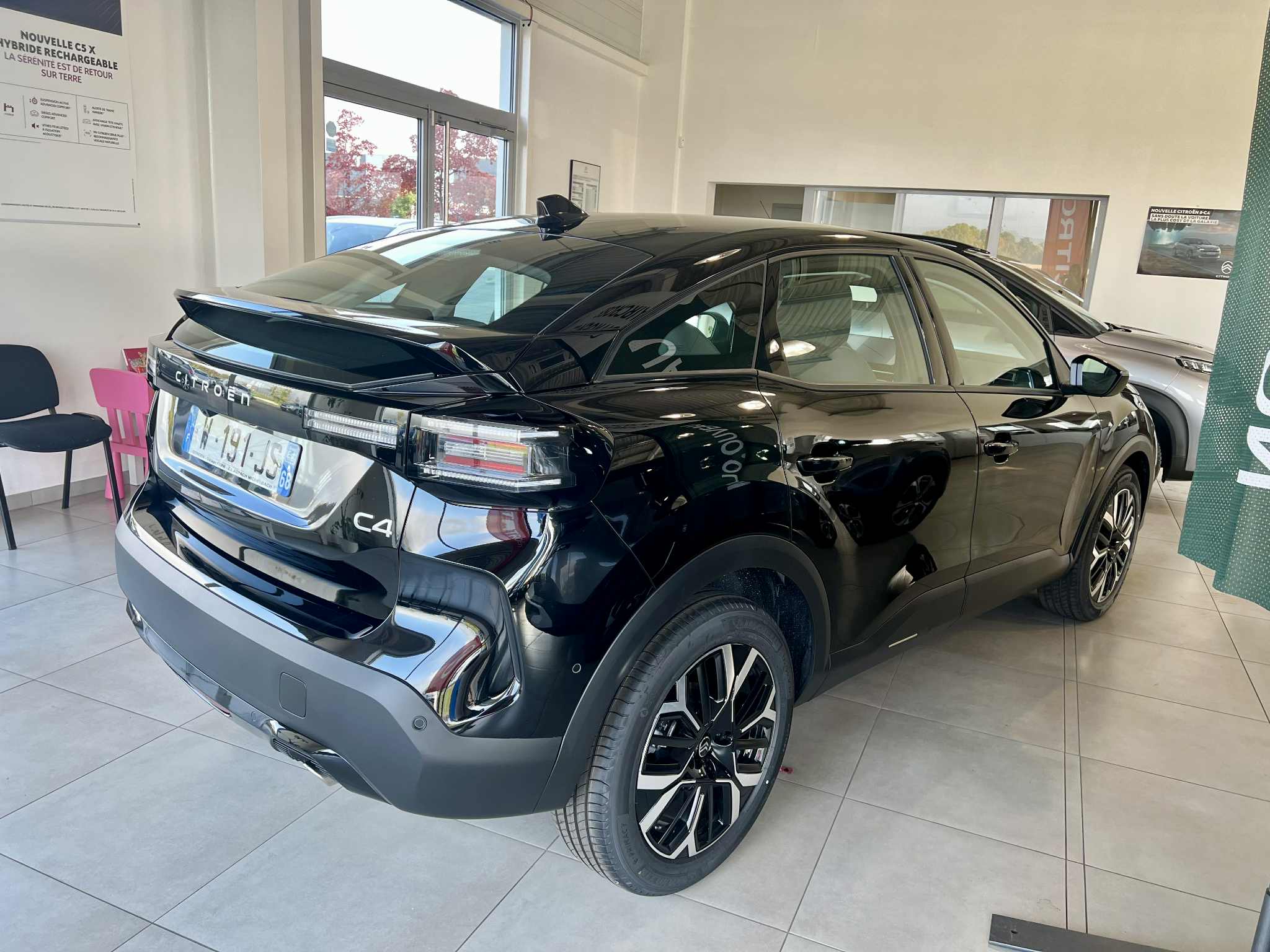 Garage Kern - CITROEN C4 1.2 HYBRIDE 145 BUSINESS 