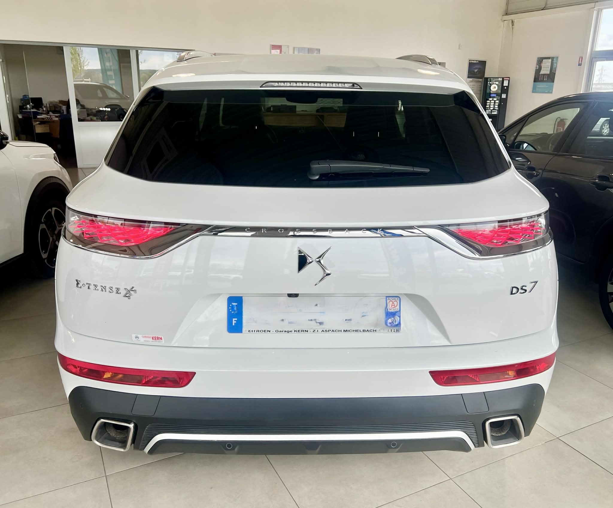 Garage Kern - DS7 CROSSBACK 1.6 E-TENSE EXECUTIVE AUTOMATIQUE 