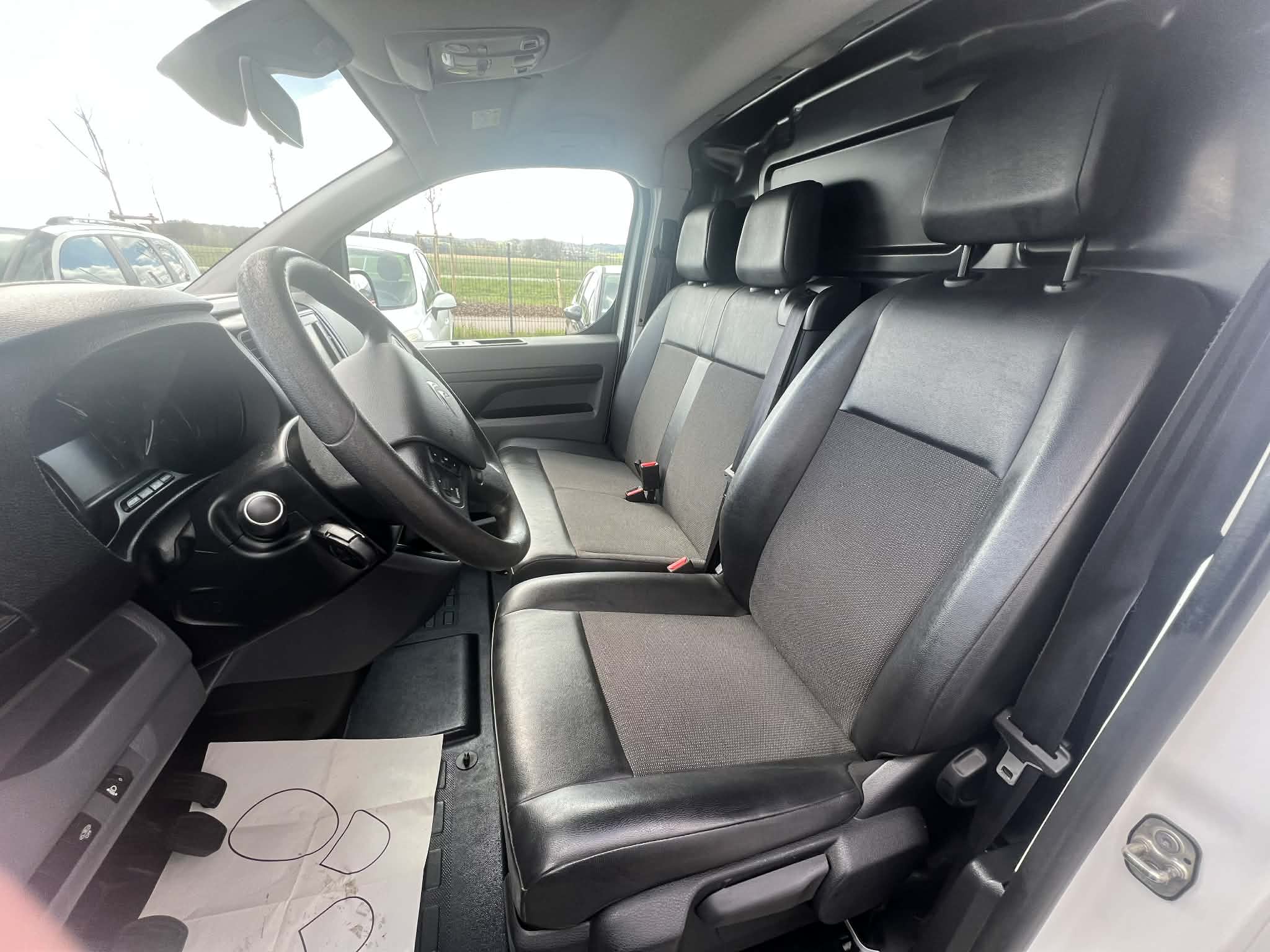 Garage Kern - JUMPY FOURGON 1.5 XS BLUEHDI 120 S&S CITYVAN 